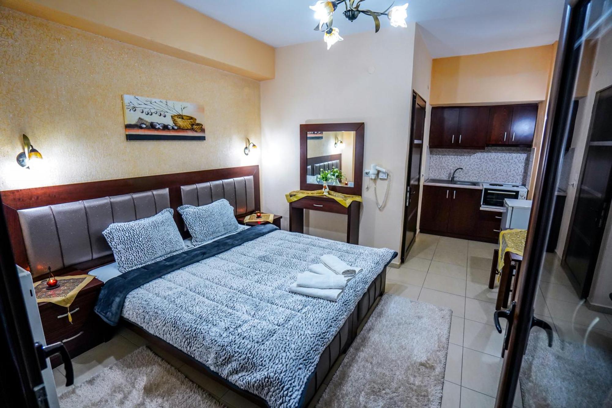 Relax Pozar Hotel Loutraki  Exterior photo